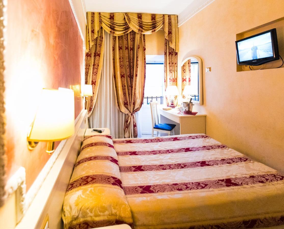Hotel Erdarelli Roma Oda fotoğraf